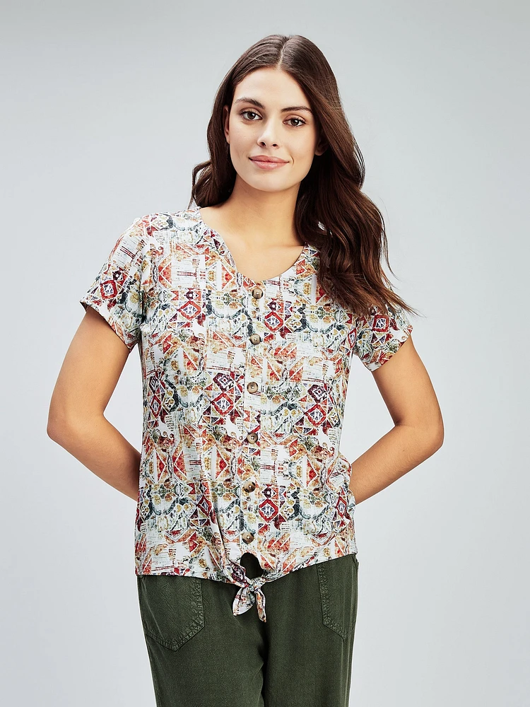 Short-sleeve semi-fitted t-shirt