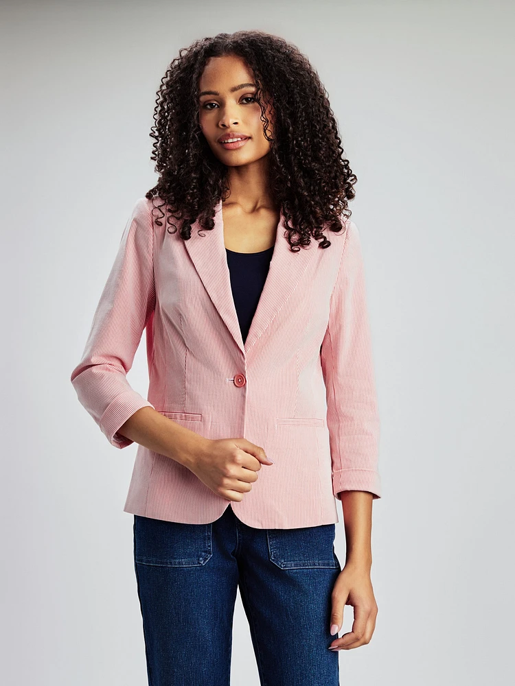 3/4-sleeve semi-fitted blazer
