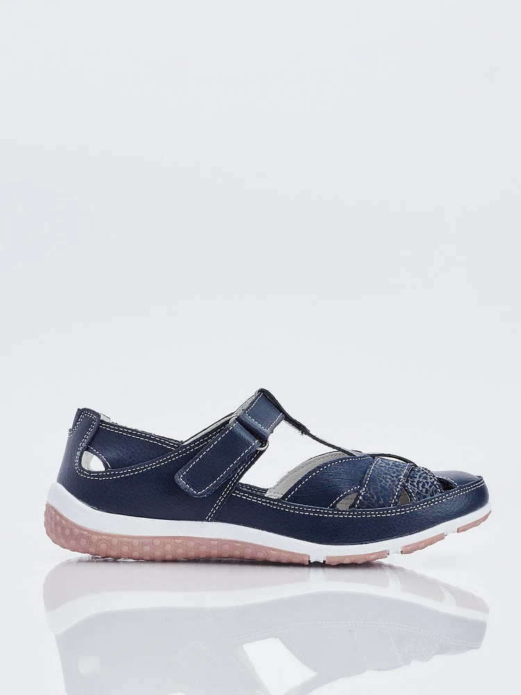 Sandal
