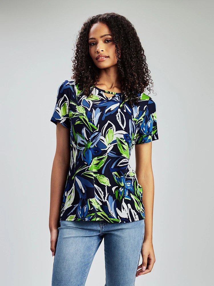 Short-sleeve fitted t-shirt