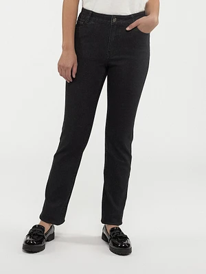 Straight semi-fitted jean