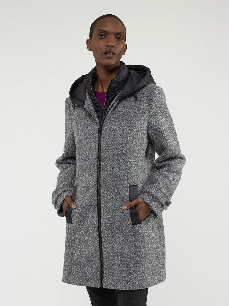 Semi-fitted mid-thigh coat