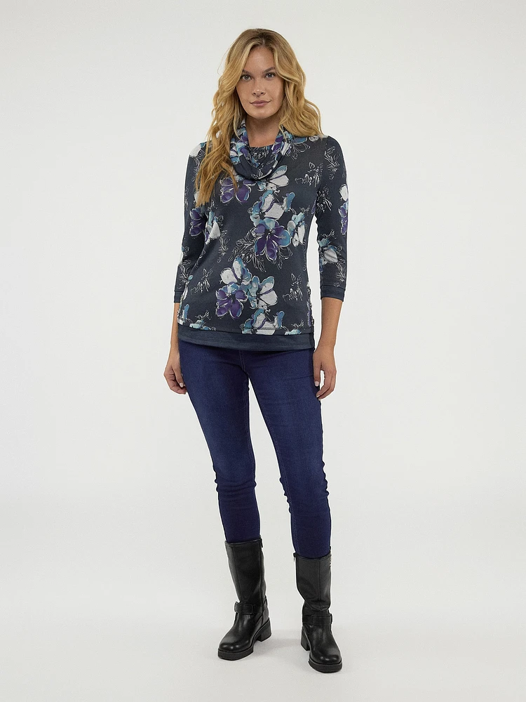 3/4-sleeve semi-fitted fooler tunic