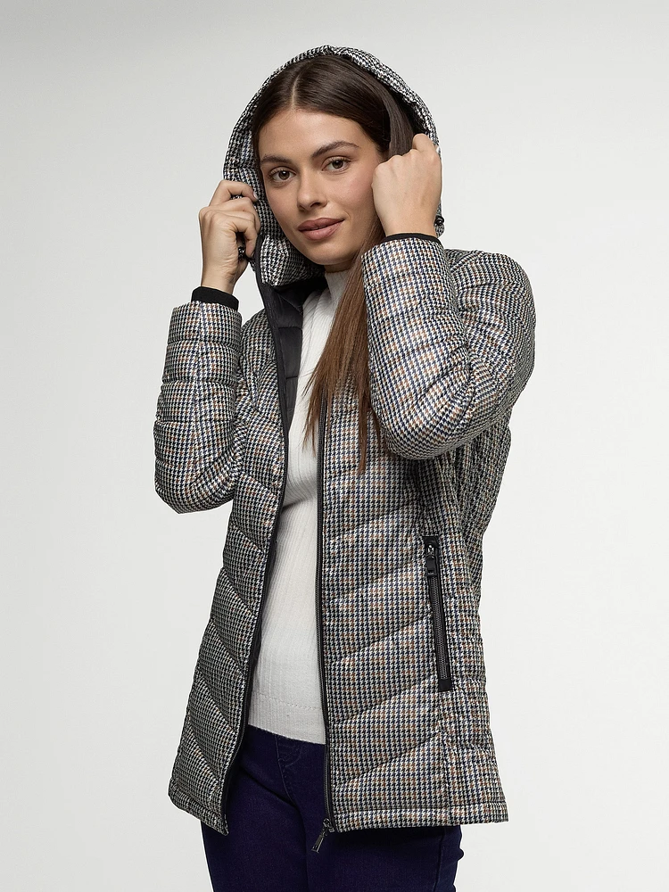 Semi-fitted mid-thigh coat