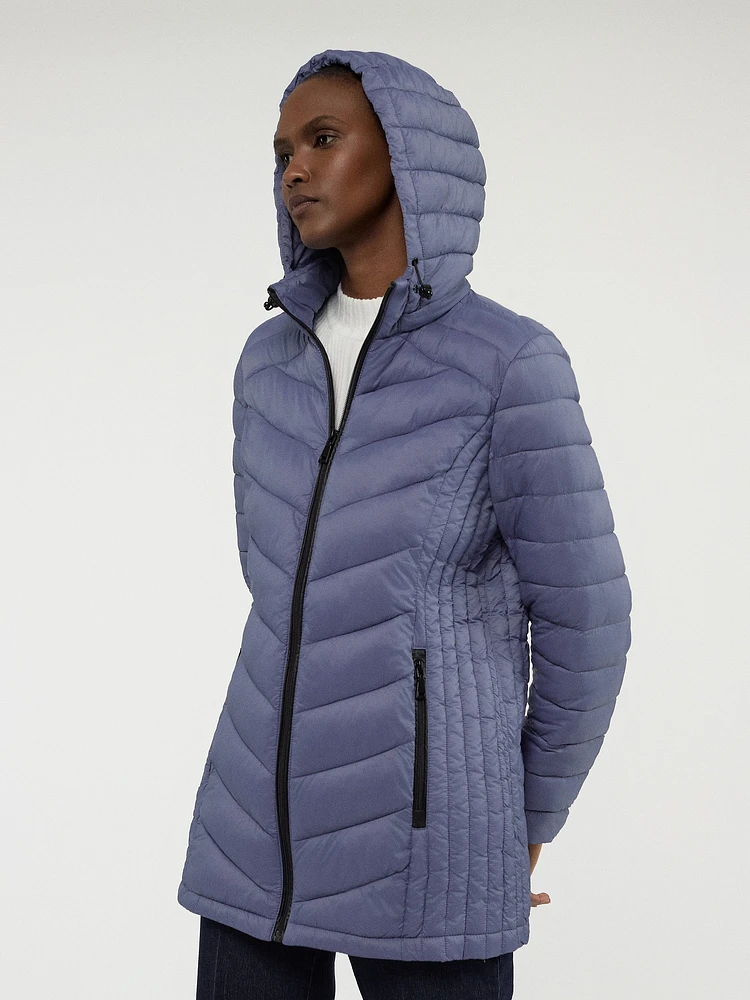 Semi-fitted mid-thigh coat