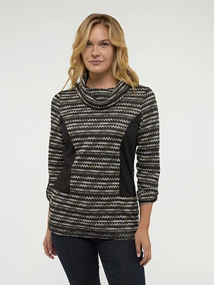 Long-sleeve semi-fitted knit tunic