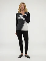 Long-sleeve semi-fitted pullover sweater