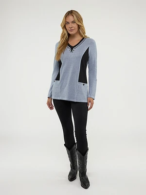 Long-sleeve semi-fitted knit tunic