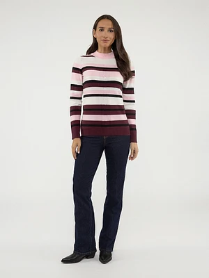 Long-sleeve semi-fitted pullover sweater