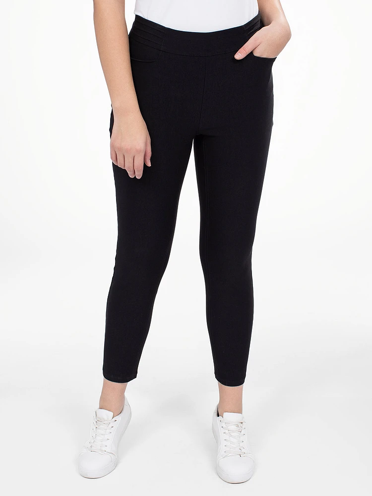 Straight semi-fitted ankle pant