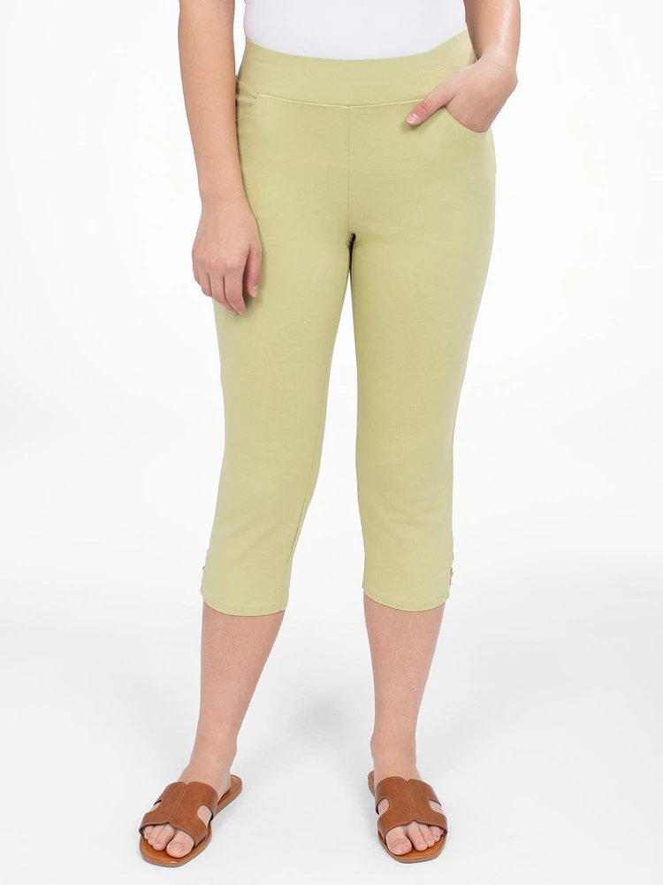 Narrow semi-fitted pull-on capri