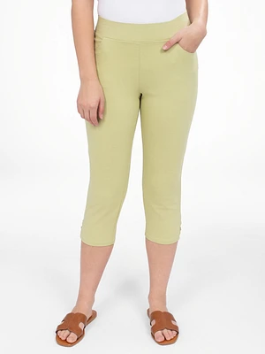 Narrow semi-fitted pull-on capri