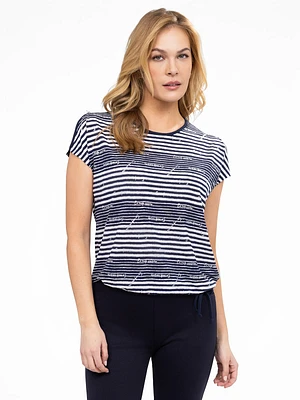 Short-sleeve semi-fitted t-shirt