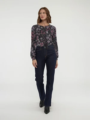 Long-sleeve semi-fitted t-shirt