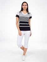 Short-sleeve semi-fitted pullover sweater