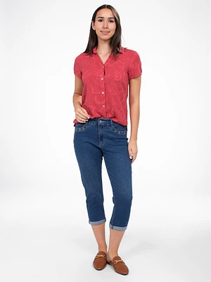 Short-sleeve semi-fitted blouse with buttons