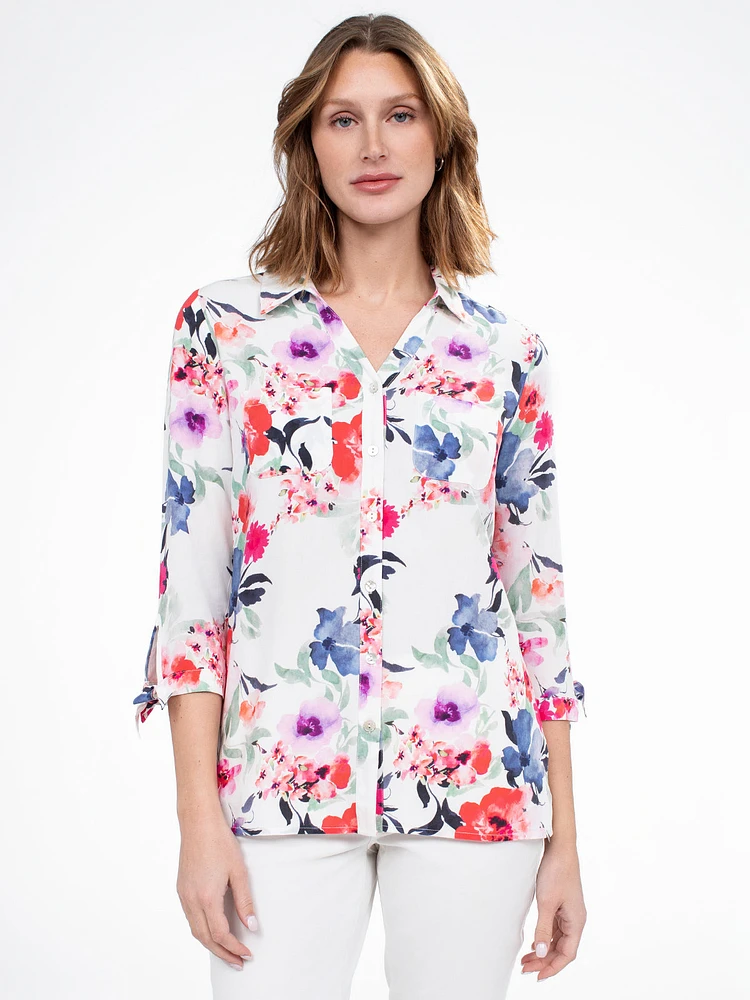 3/4-sleeve semi-fitted blouse with buttons