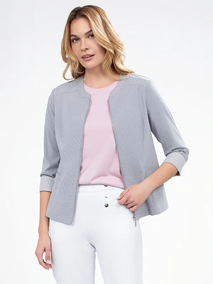 Semi-fitted 3/4 sleeve blazer
