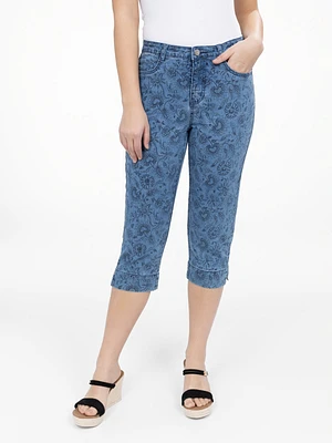 Straight semi-fitted pull-on denim capri