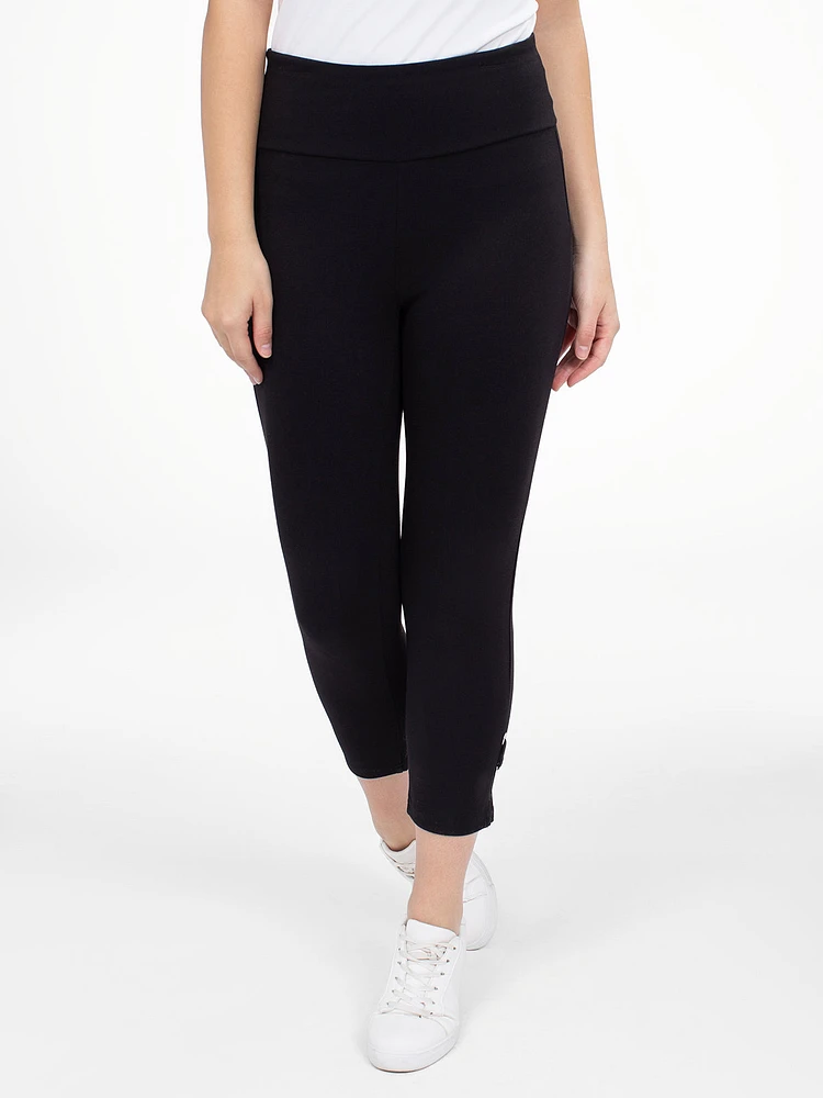 Straight casual pull-on capri