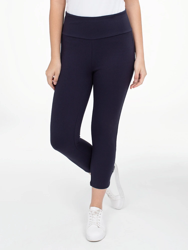 Straight casual pull-on capri