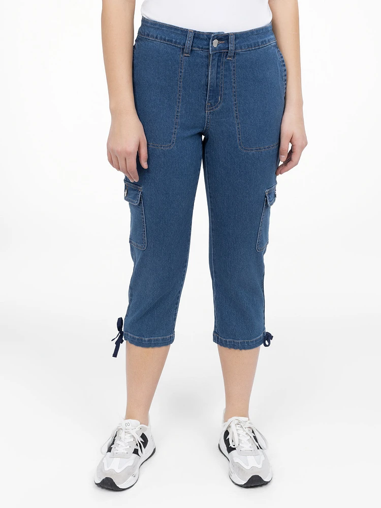 Straight semi-fitted pull-on denim capri