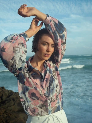 Long-sleeve tunic with buttons