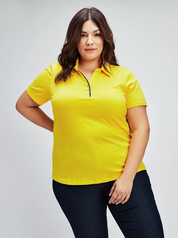 Short-sleeve semi-fitted t-shirt