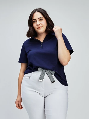 Short-sleeve semi-fitted t-shirt
