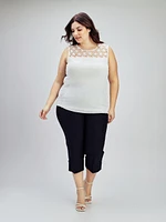 Sleeveless semi-fitted tunic