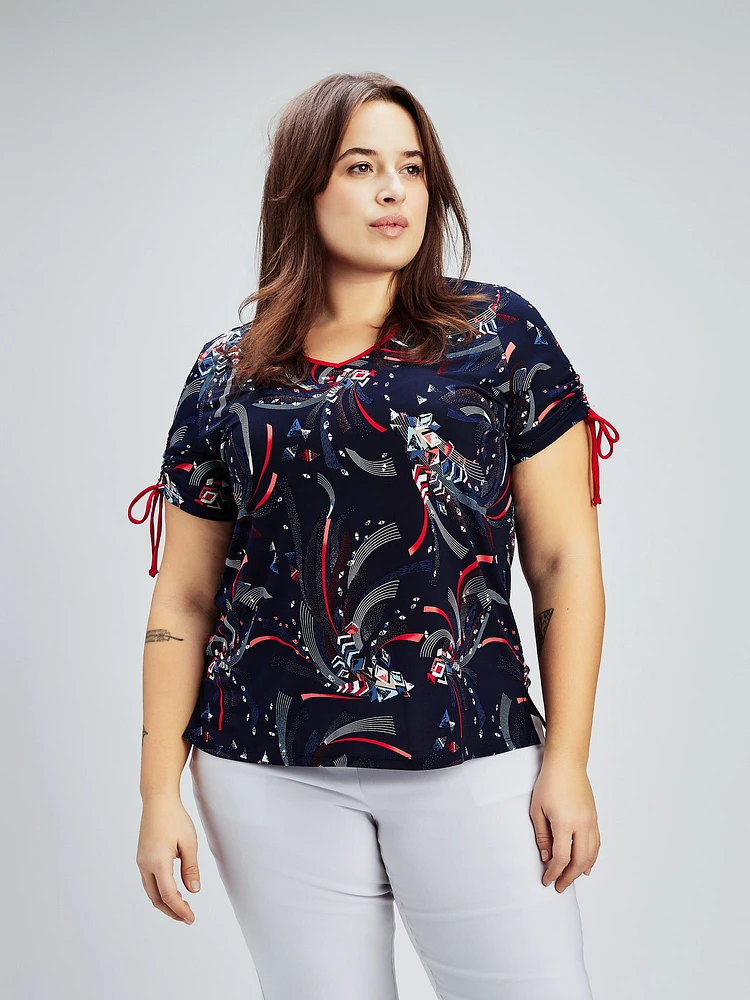 Short-sleeve semi-fitted t-shirt