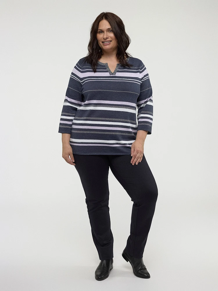 3/4-sleeve semi-fitted pullover sweater