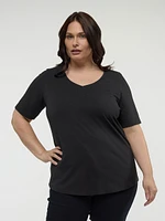 Short-sleeve semi-fitted t-shirt