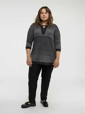 3/4-sleeve semi-fitted tunic