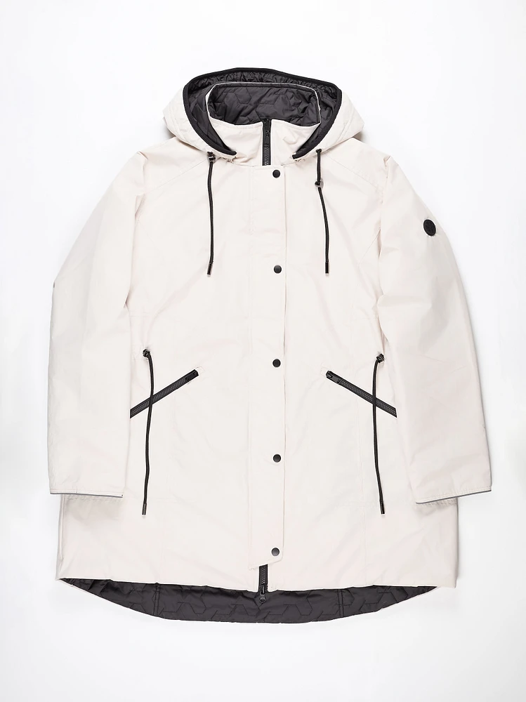 Long semi-fitted puffer jacket
