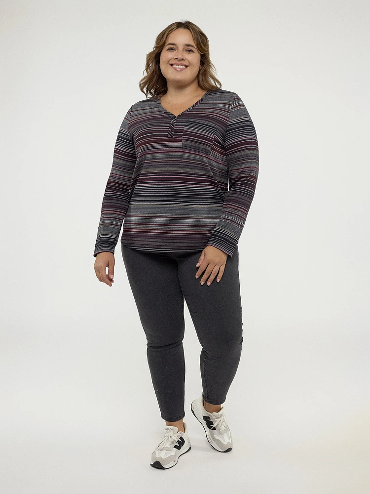 Long-sleeve semi-fitted t-shirt