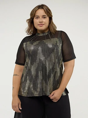 Short-sleeve semi-fitted t-shirt