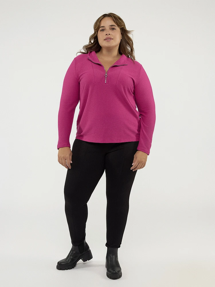 Long-sleeve semi-fitted t-shirt