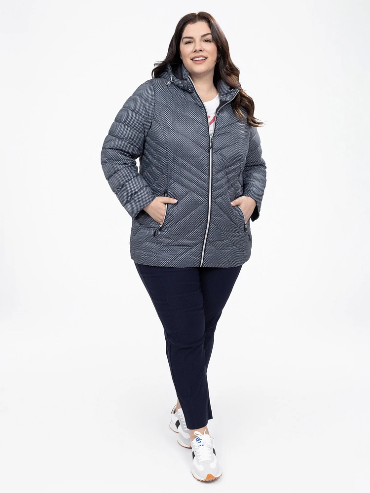 Short semi-fitted coat