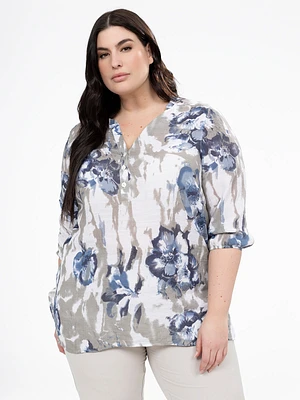 3/4-sleeve semi-fitted blouse