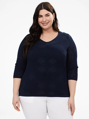 3/4-sleeve semi-fitted pullover sweater