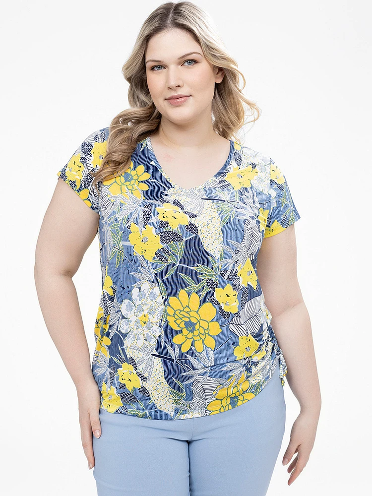 Short-sleeve semi-fitted t-shirt