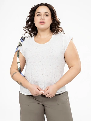 Short-sleeve semi-fitted t-shirt