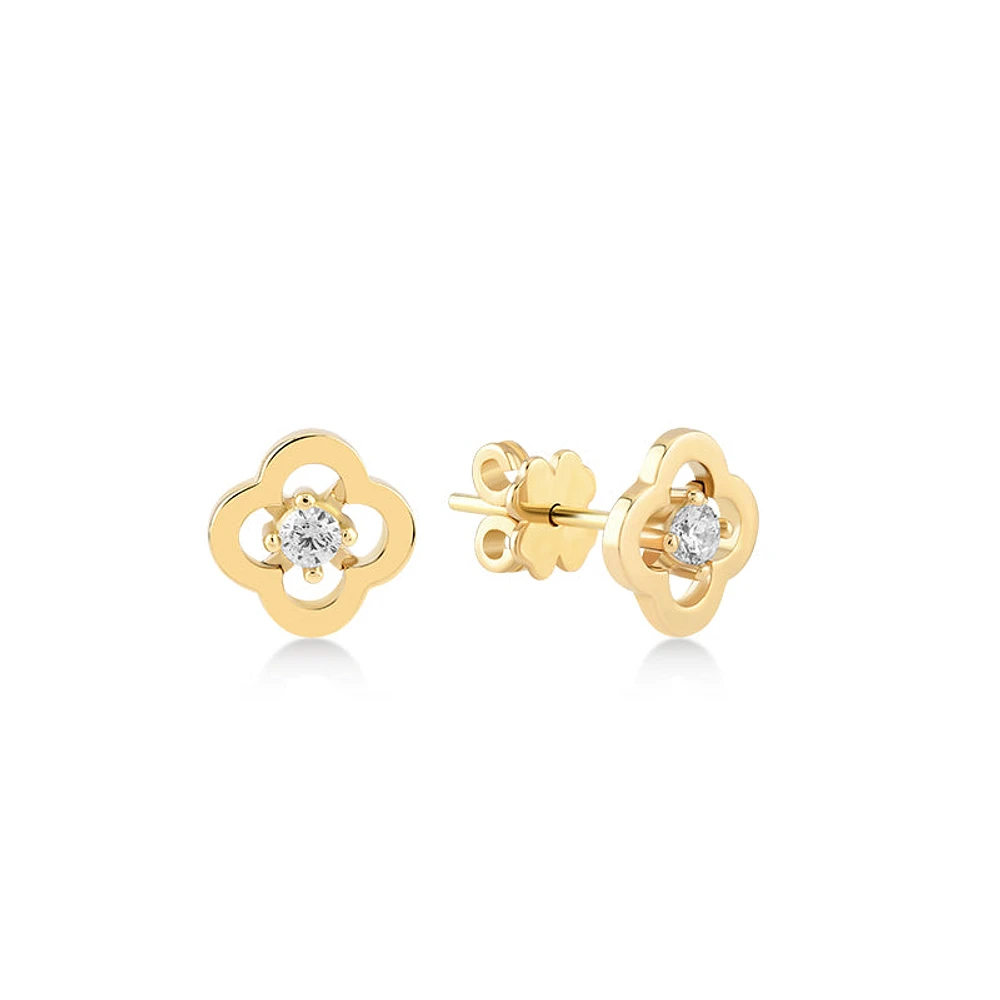 Dazzling Clover Earring