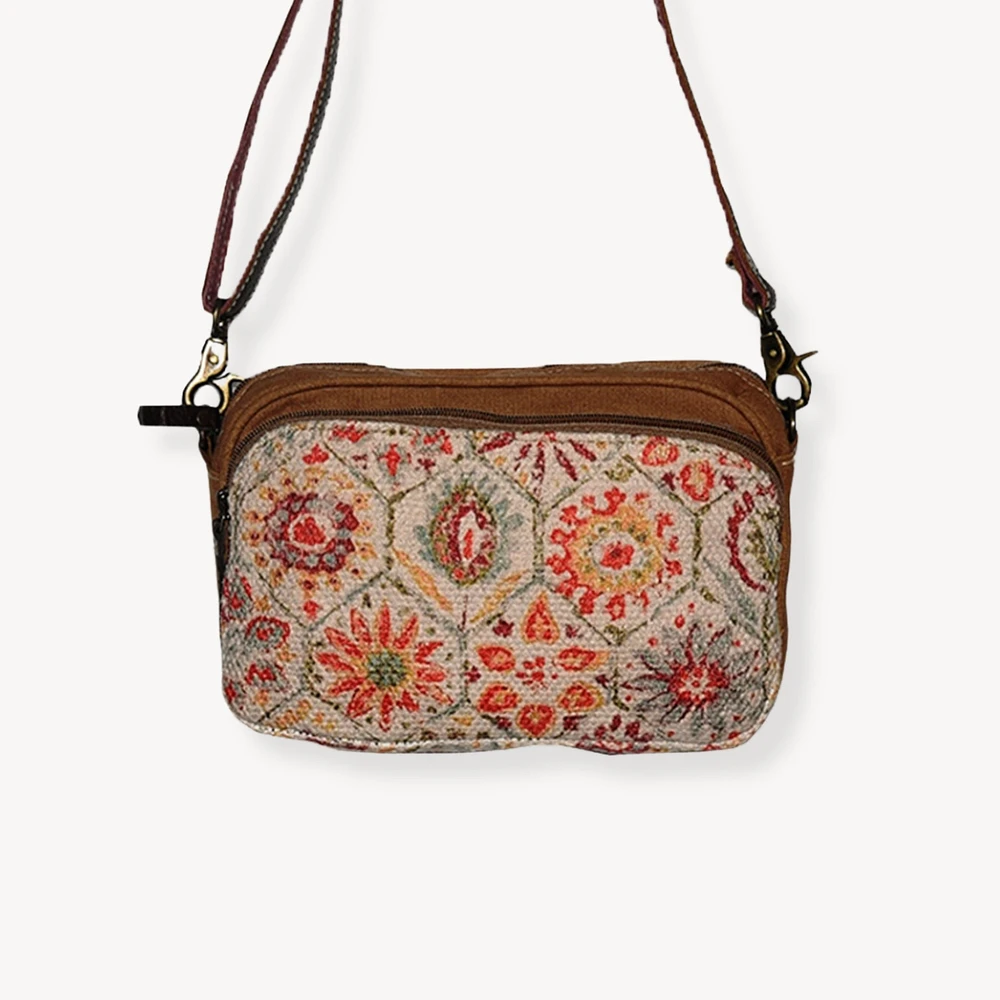 Addison Wristlet
