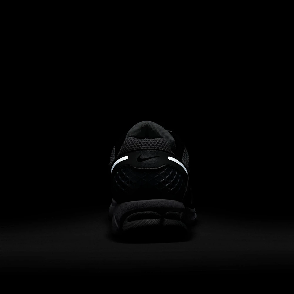 Nike Zoom Vomero 5 Metallic Silver / Black - Pure Platinum