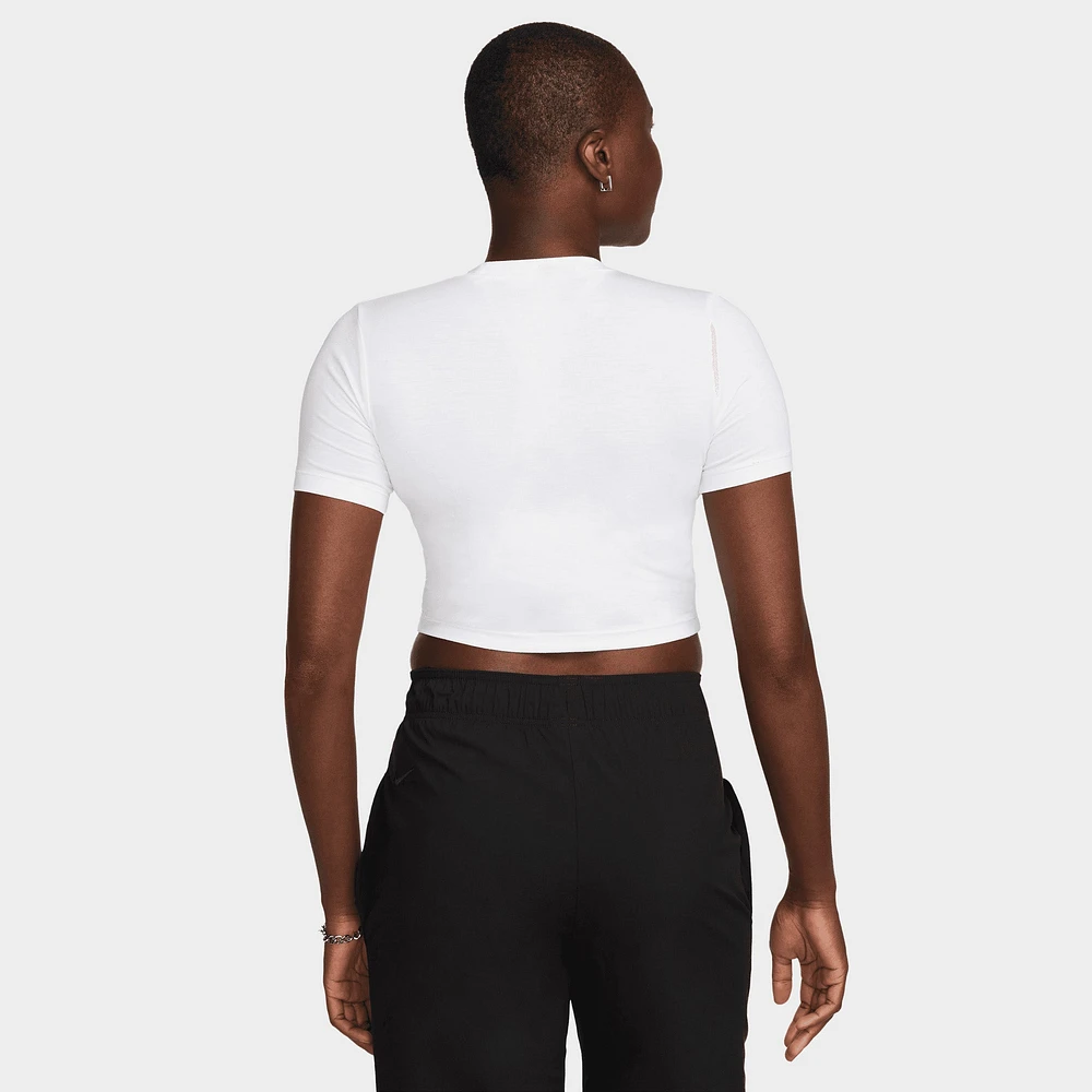 Nike Sportswear Women's Essential Slim-Fit Crop T-shirt / White