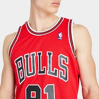 Mitchell & Ness NBA Chicago Bulls Dennis Rodman Swingman Jersey / Red