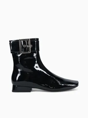 Resonate Black Silver patent