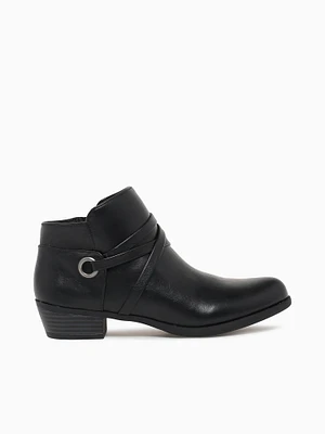 Amara Black